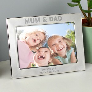 
                            Personalised Silver 7x5 Mum & Dad Photo Frame