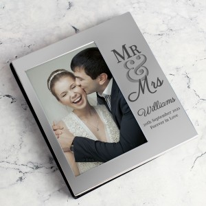 
                            Personalised Mr & Mrs 4x6 Photo Album