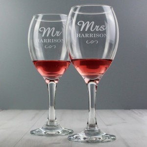 
                            Personalised Mr & Mrs Wine Glass Set